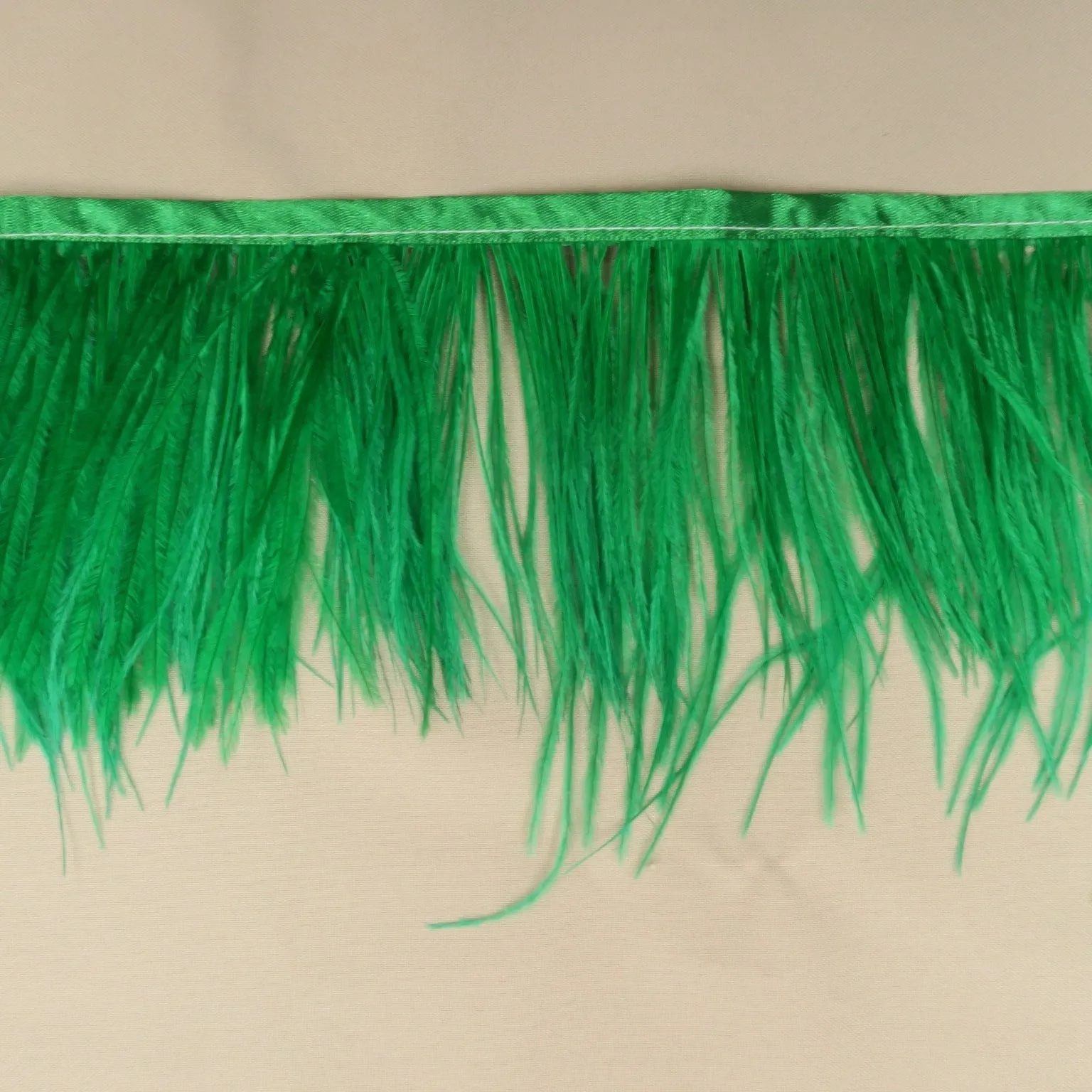 Emerald Ostrich Feather Trim 2 PLY