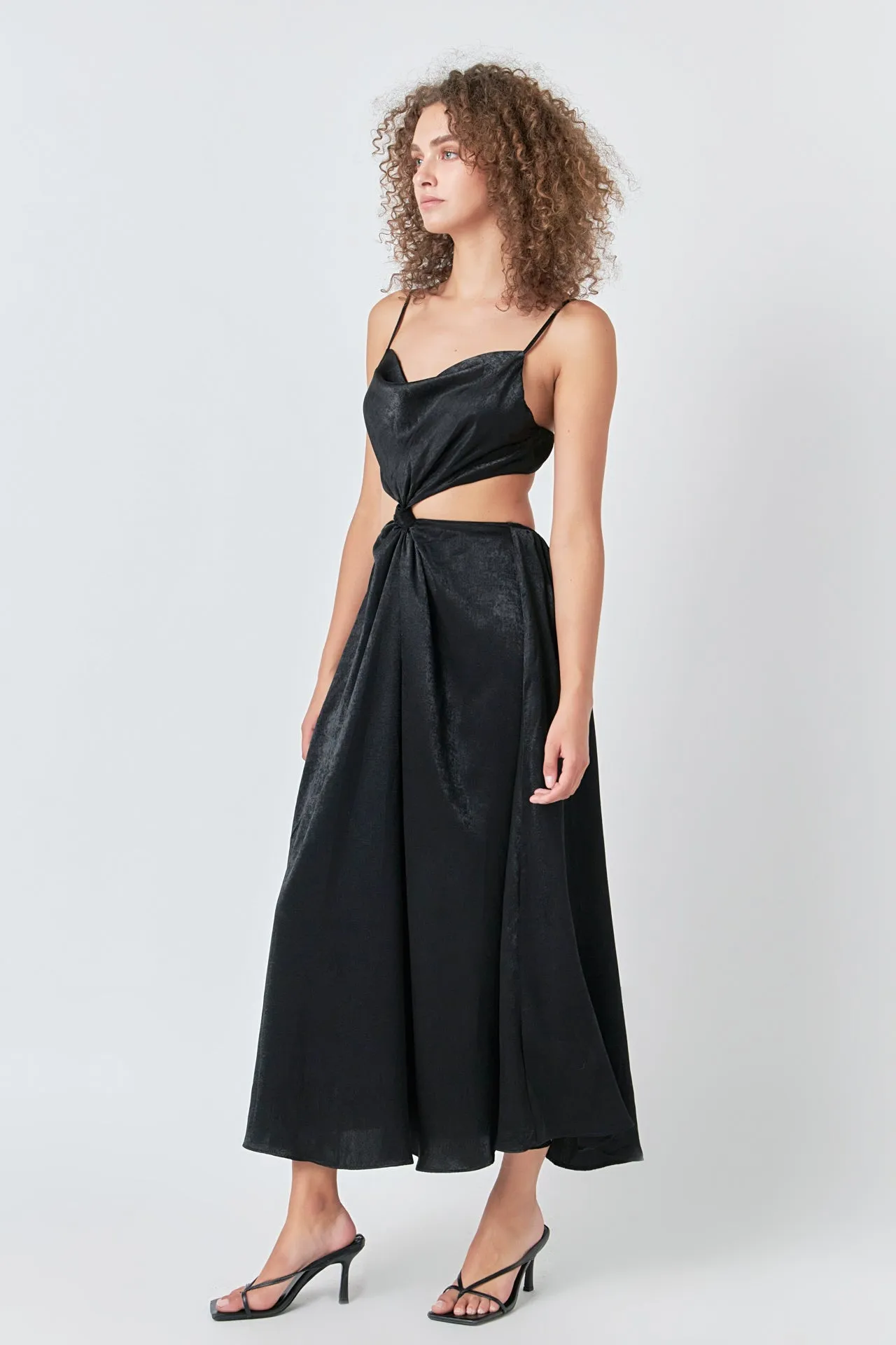 Front Twist Maxi Dress