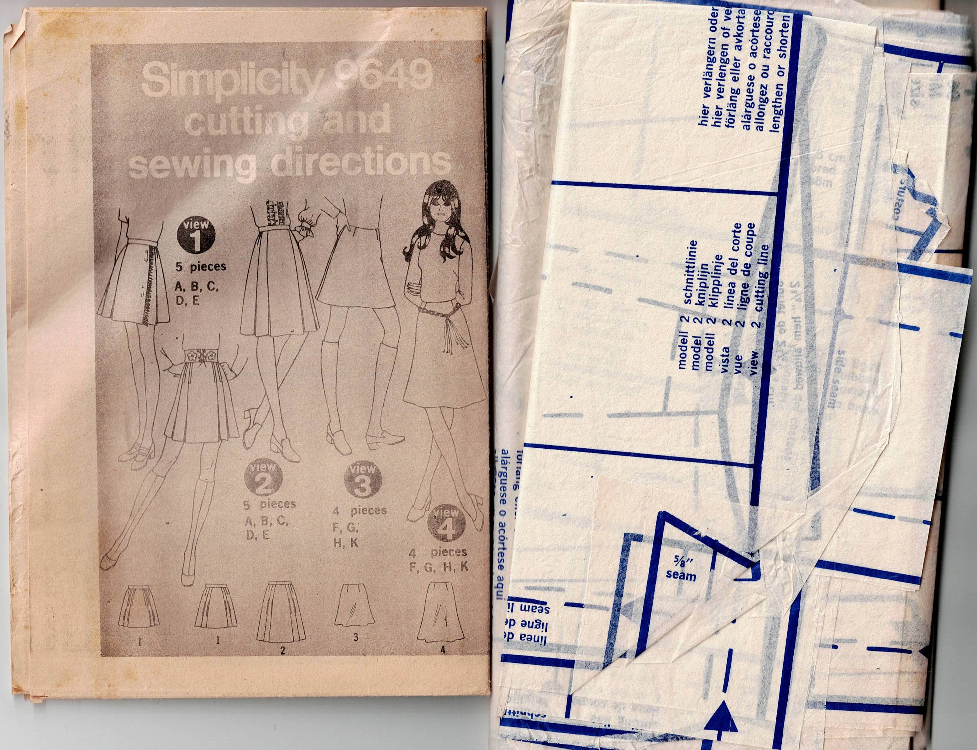 Simplicity 9649 Womens A Line Midi or Mini Skirts 1970s Vintage Sewing Pattern Waist 27 inches